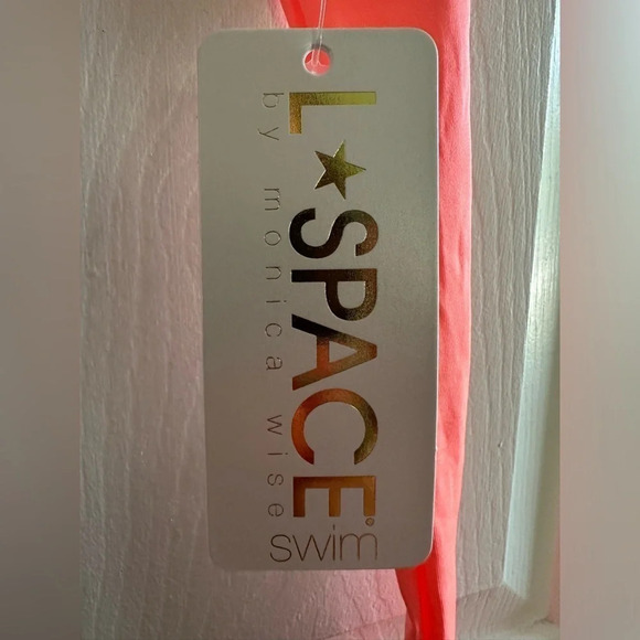 L Space l*space ELECTRIC CORAL Dolly Knotted Fringe Bateau Bikini Top Neon Sexy - Picture 4 of 9